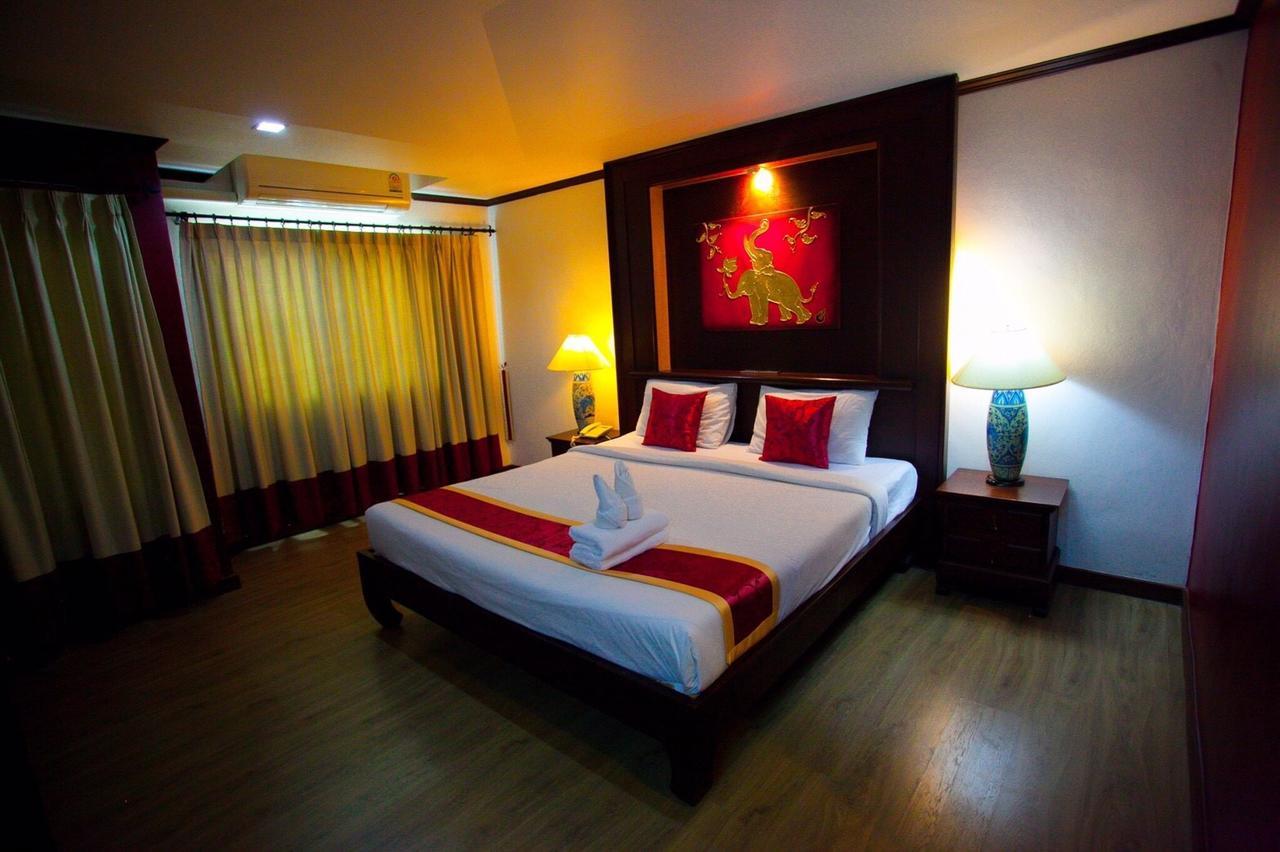 Chour Palace Hotel Mae Sai Esterno foto