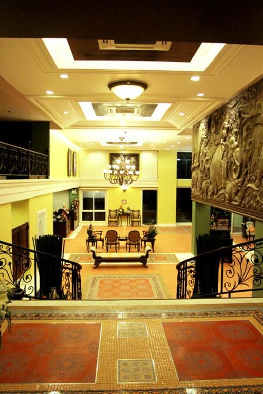 Chour Palace Hotel Mae Sai Esterno foto